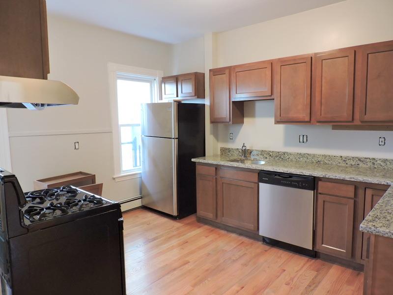 2 bed, 1 bath apartment for rent at 31 Portsmouth St Unit 1, Wellington-Harrington — photo 6 of 11