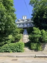 1 bed, 1 bath apartment for rent at 31 Prospect St Unit 3, Marblehead — photo 2 of 23