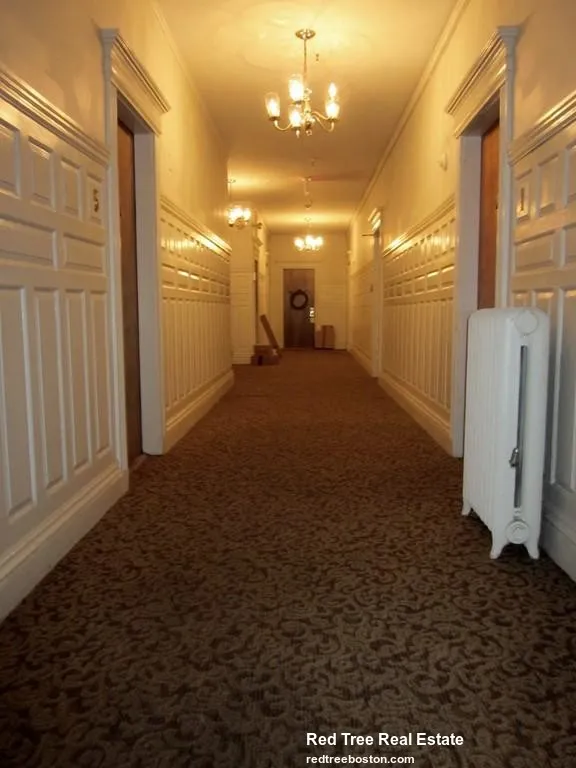 1 bed, 1 bath apartment for rent at 31 Queensberry St Unit 10, Fenway — photo 12 of 14