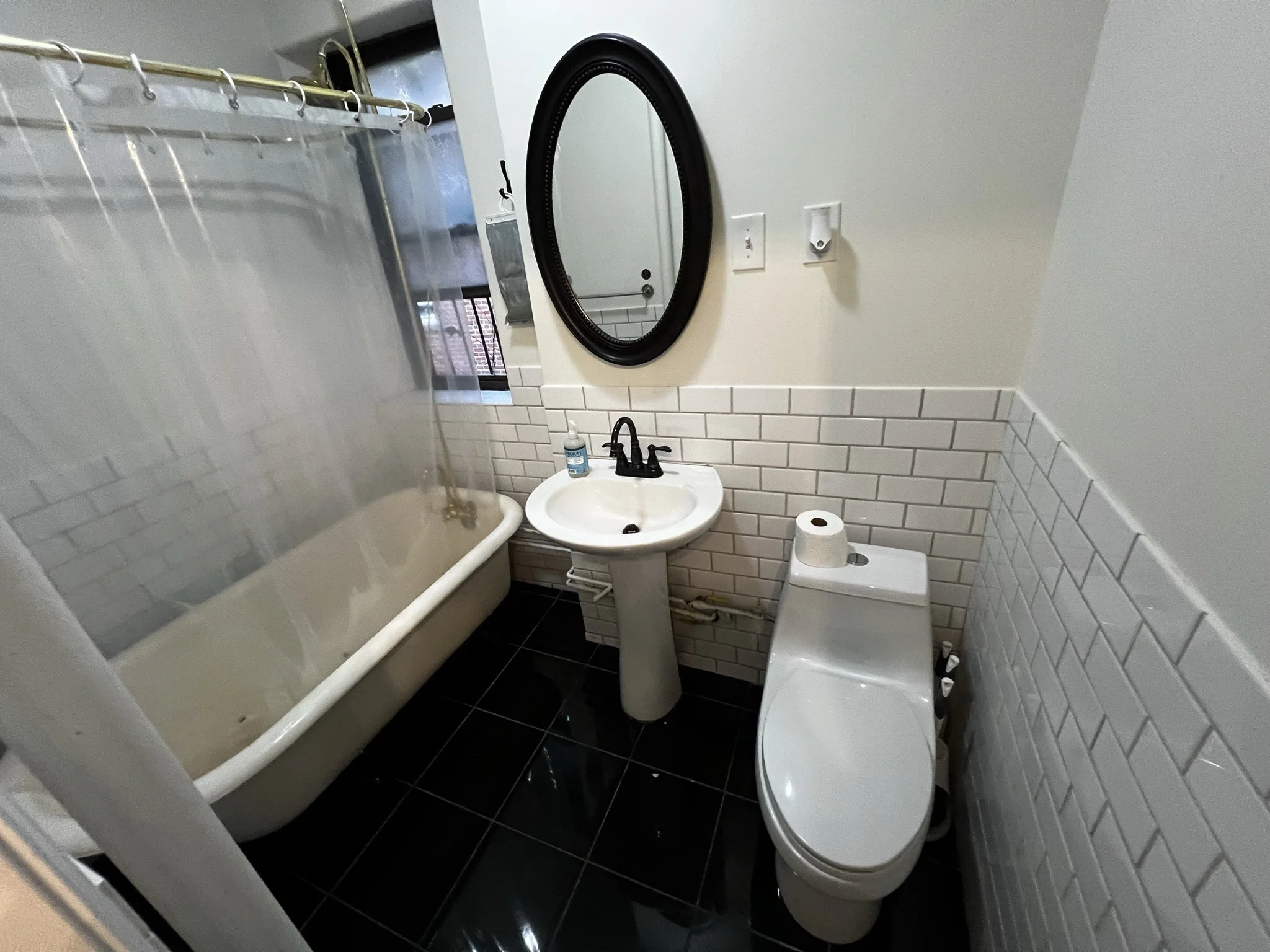 1 bed, 1 bath apartment for rent at 31 Queensberry St Unit 12A, Fenway — photo 17 of 27