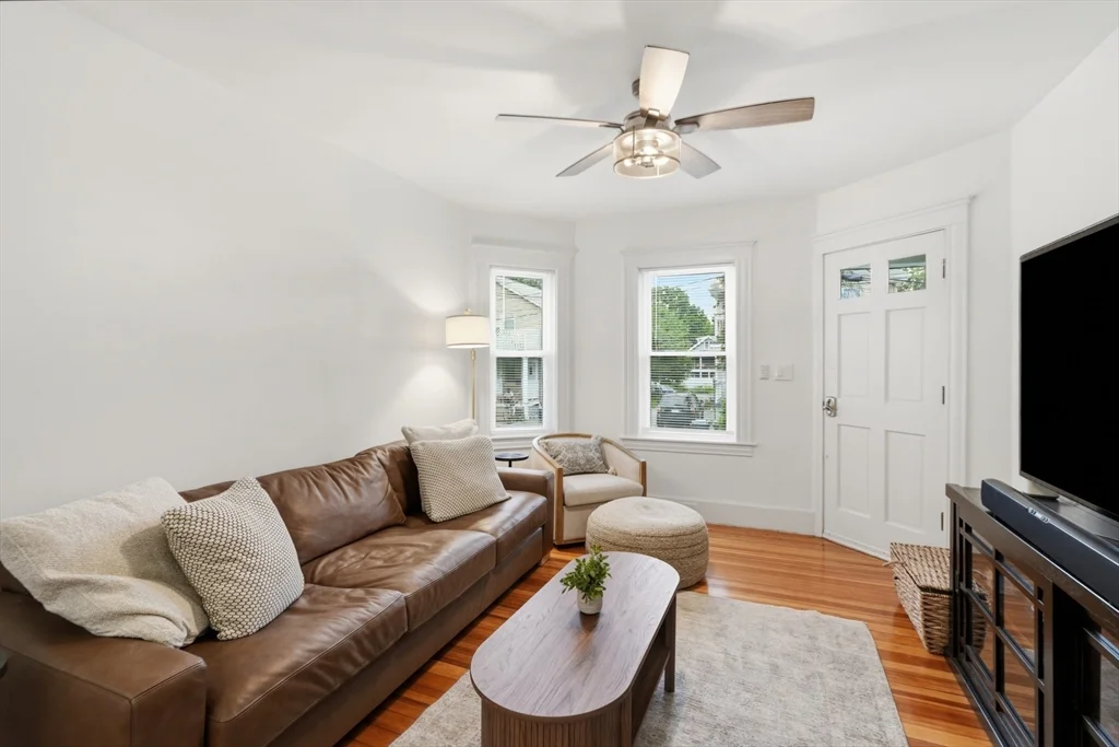 2 bed, 1 bath apartment for rent at 31 Quimby St Unit 31, East Watertown — photo 10 of 24