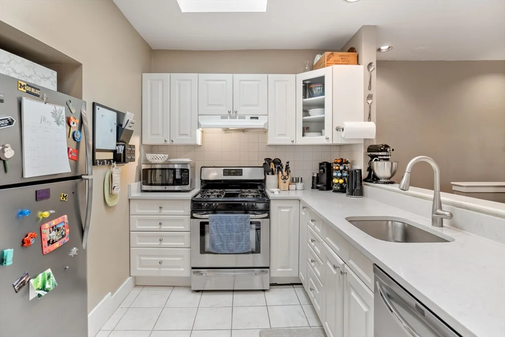 2 bed, 1 bath apartment for rent at 31 Regent St Unit 3R, Porter Square — photo 10 of 29