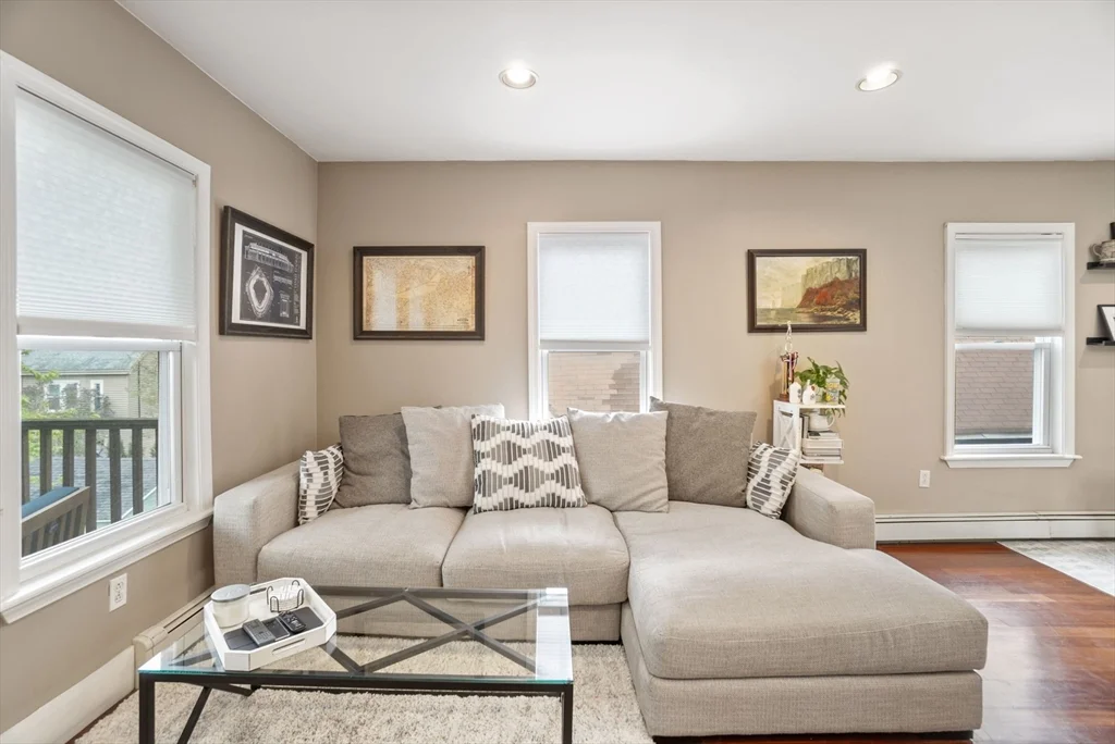 2 bed, 1 bath apartment for rent at 31 Regent St Unit 3R, Porter Square — photo 2 of 29