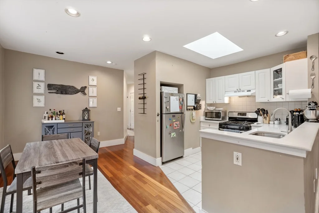 2 bed, 1 bath apartment for rent at 31 Regent St Unit 3R, Porter Square — photo 6 of 29