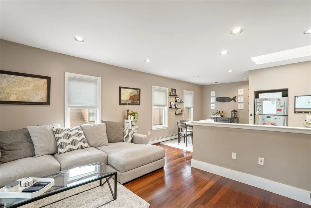 2 bed, 1 bath apartment for rent at 31 Regent St Unit 3R, Porter Square — photo 4 of 29