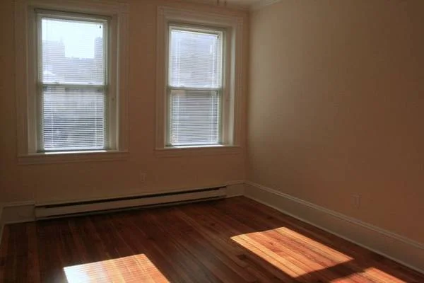 1 bed, 1 bath apartment for rent at 31 Revere St, Beacon Hill