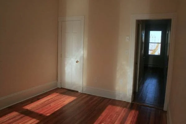 1 bed, 1 bath apartment for rent at 31 Revere St, Beacon Hill — photo 2 of 5