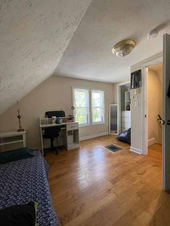 4 bed, 1 bath apartment for rent at 31 Rich Unit 1, Waltham — photo 18 of 19
