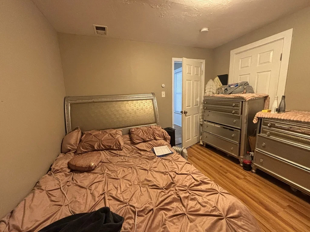 2 bed, 1 bath apartment for rent at 31 S Stowell St Unit 1R, Worcester — photo 15 of 24