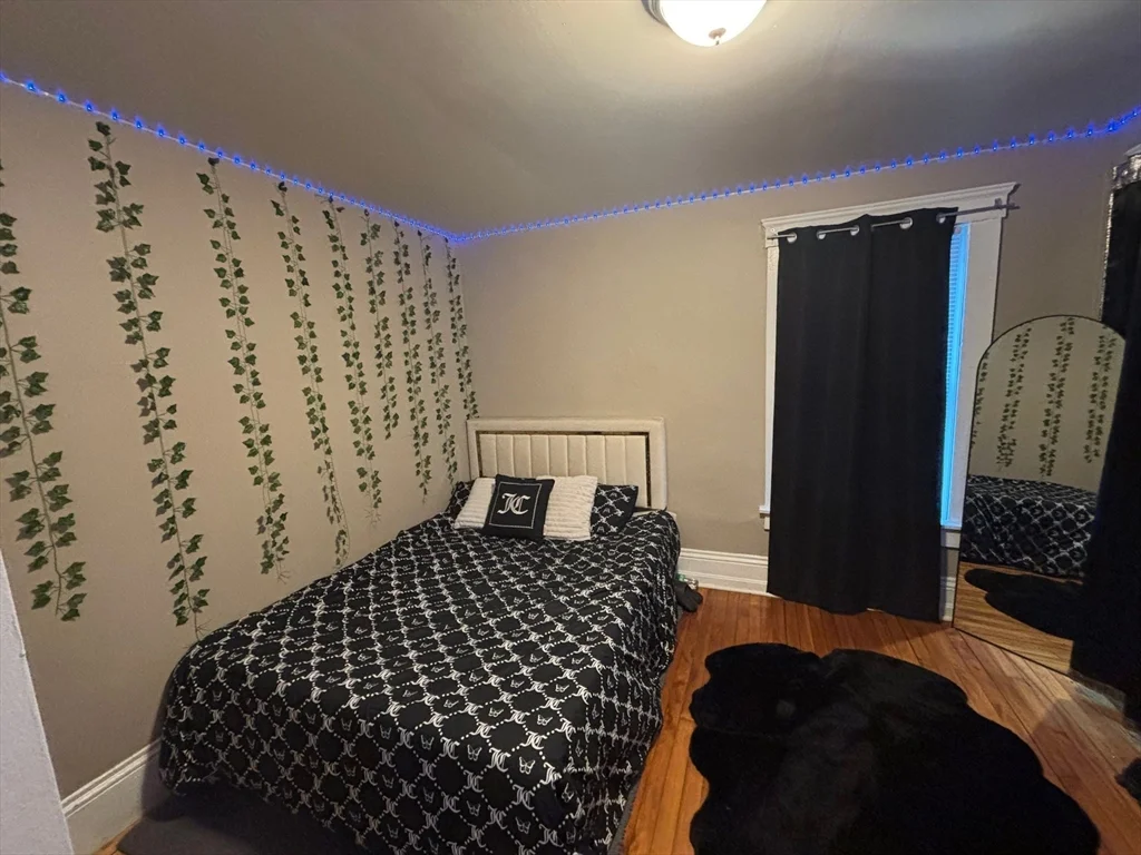 2 bed, 1 bath apartment for rent at 31 S Stowell St Unit 1R, Worcester — photo 20 of 24