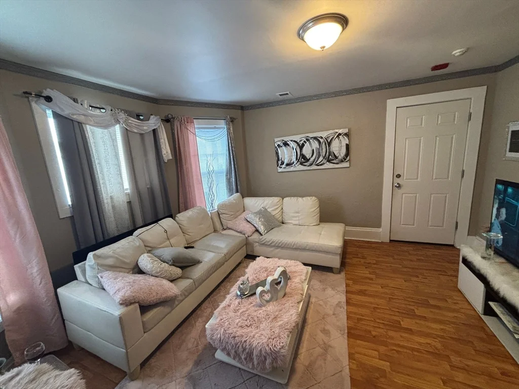 2 bed, 1 bath apartment for rent at 31 S Stowell St Unit 1R, Worcester — photo 19 of 24