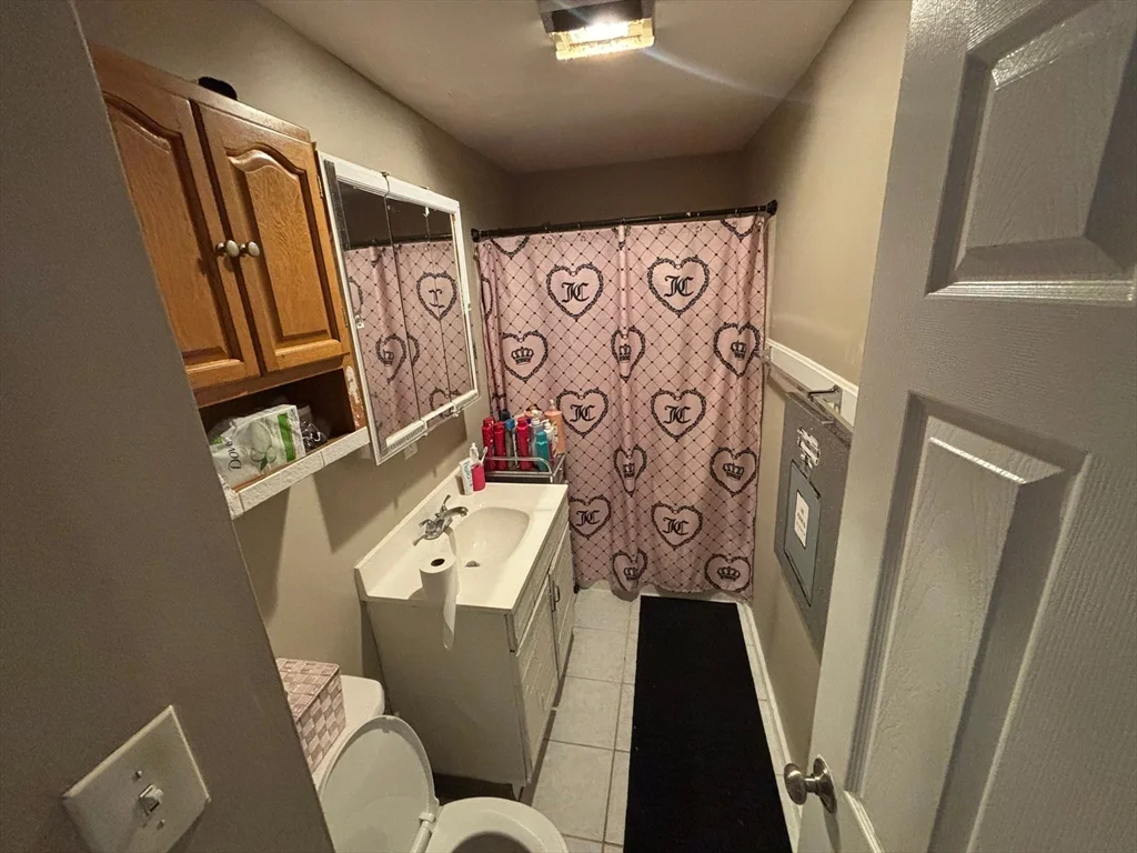 2 bed, 1 bath apartment for rent at 31 S Stowell St Unit 1R, Worcester — photo 10 of 24