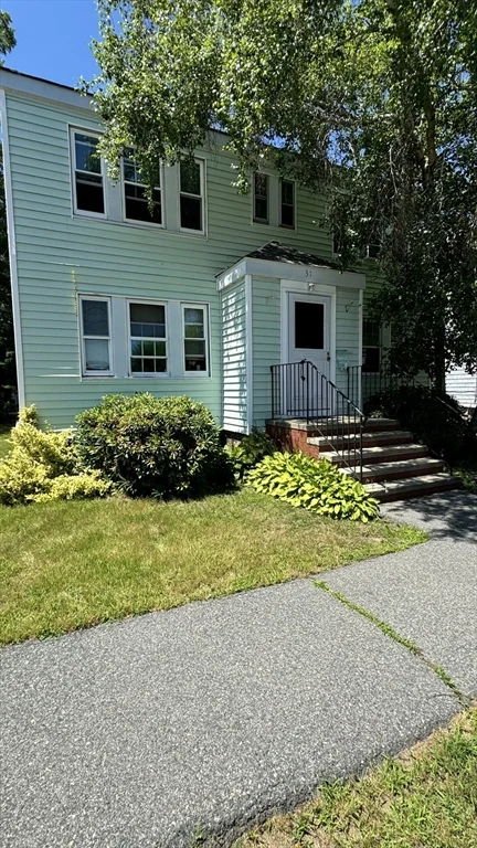 1 bed, 1 bath apartment for rent at 31 Safford Unit 3, Quincy — photo 1 of 8