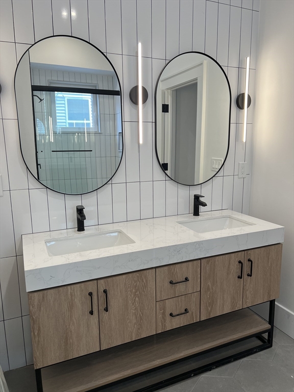 2 bed, 2 bath apartment for rent at 31 Savin Hill Ave Unit 1, Dorchester — photo 11 of 14