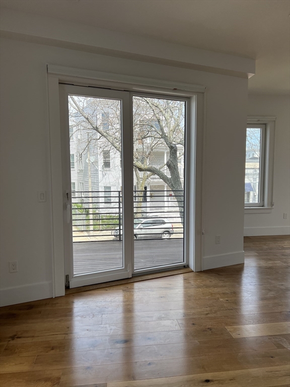 2 bed, 2 bath apartment for rent at 31 Savin Hill Ave Unit 2, Dorchester — photo 4 of 18