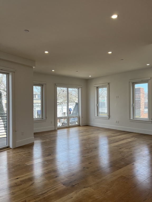 2 bed, 2 bath apartment for rent at 31 Savin Hill Ave Unit 2, Dorchester — photo 5 of 18