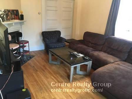 6 bed, 3.5 bath apartment for rent at 31 Seattle St, Allston — photo 4 of 8