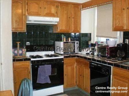 6 bed, 3.5 bath apartment for rent at 31 Seattle St, Allston — photo 7 of 8