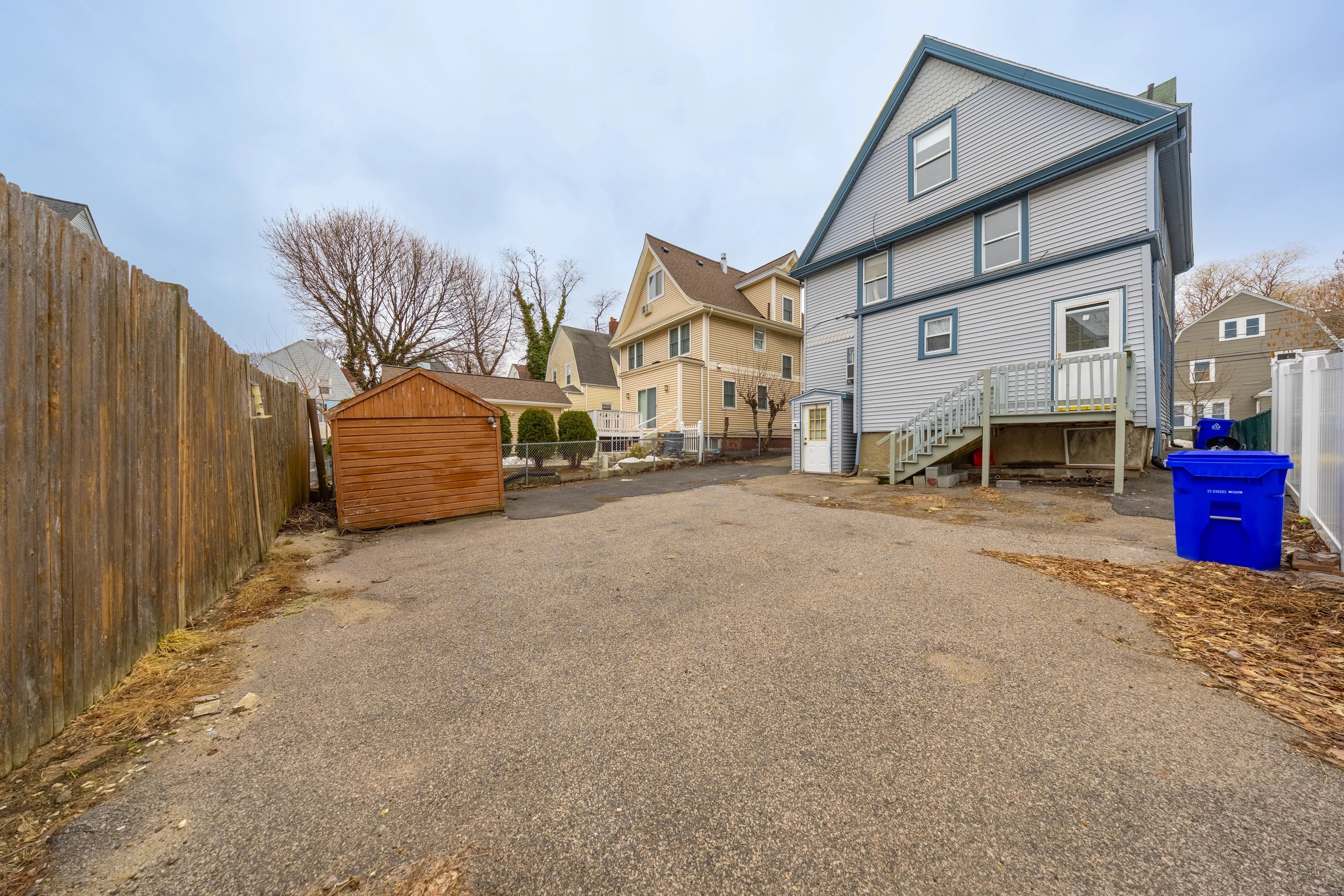 6 bed, 2.5 bath apartment for rent at 31 Seattle St Unit 1, Allston — photo 4 of 31