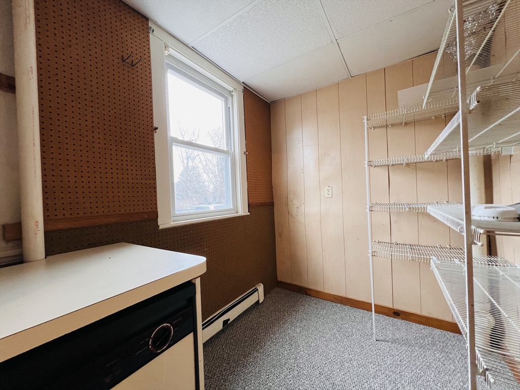 3 bed, 1 bath apartment for rent at 31 Seaview St Unit 1, Plymouth — photo 8 of 20
