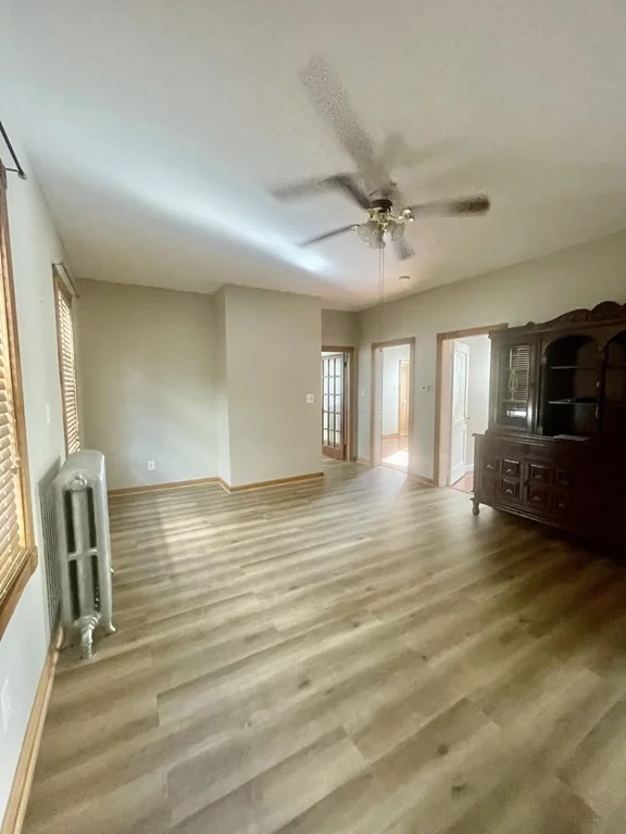 3 bed, 1 bath apartment for rent at 31 Sharp Unit 1, New Bedford — photo 8 of 16