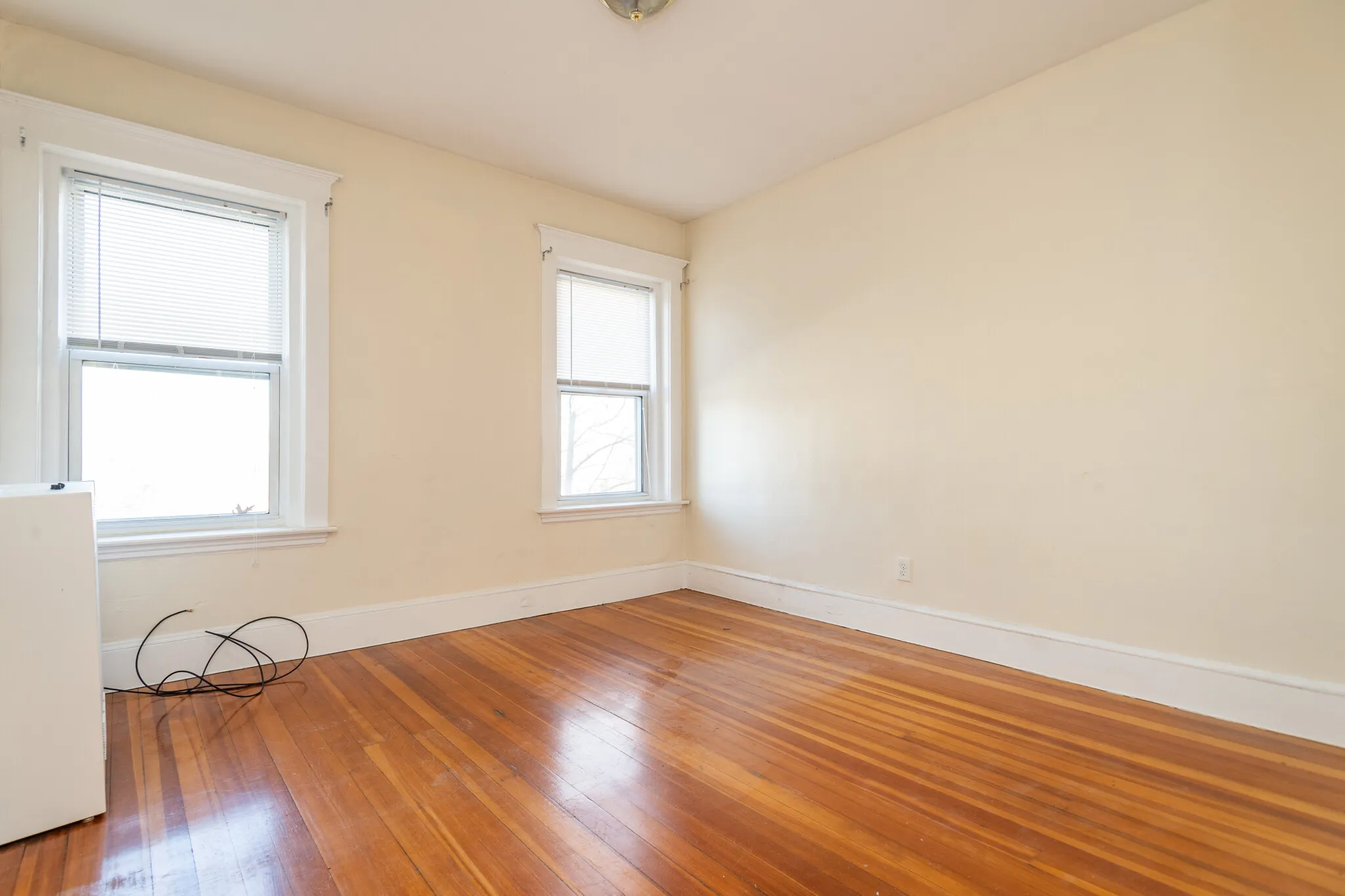 2 bed, 1 bath apartment for rent at 31 South St Unit 6, Brighton — photo 1 of 9