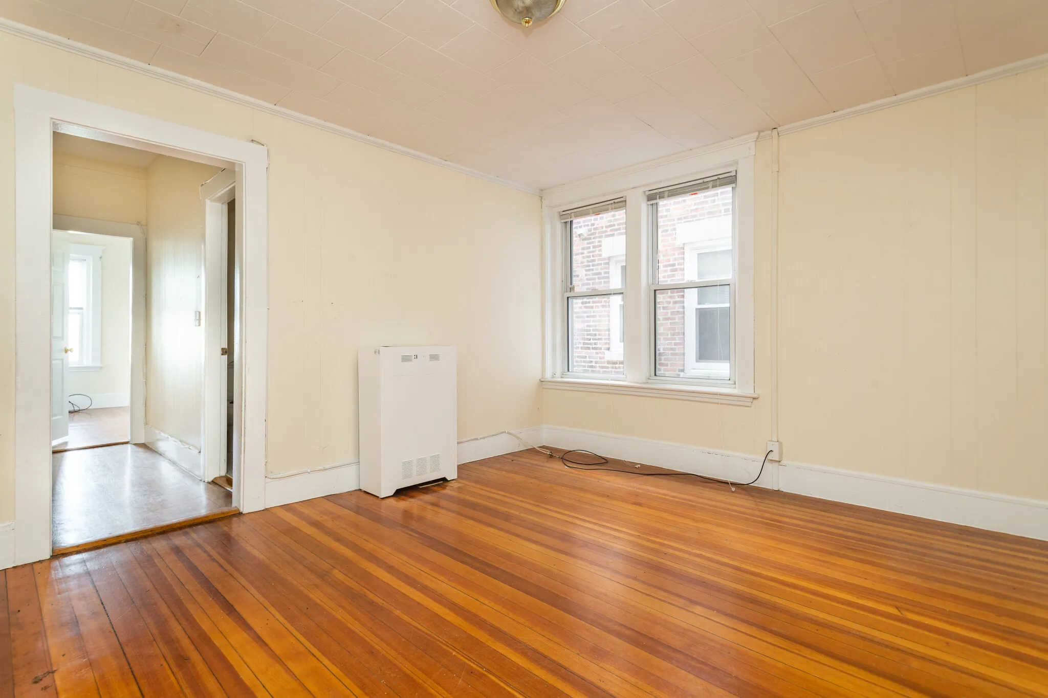 2 bed, 1 bath apartment for rent at 31 South St Unit 6, Brighton — photo 8 of 9
