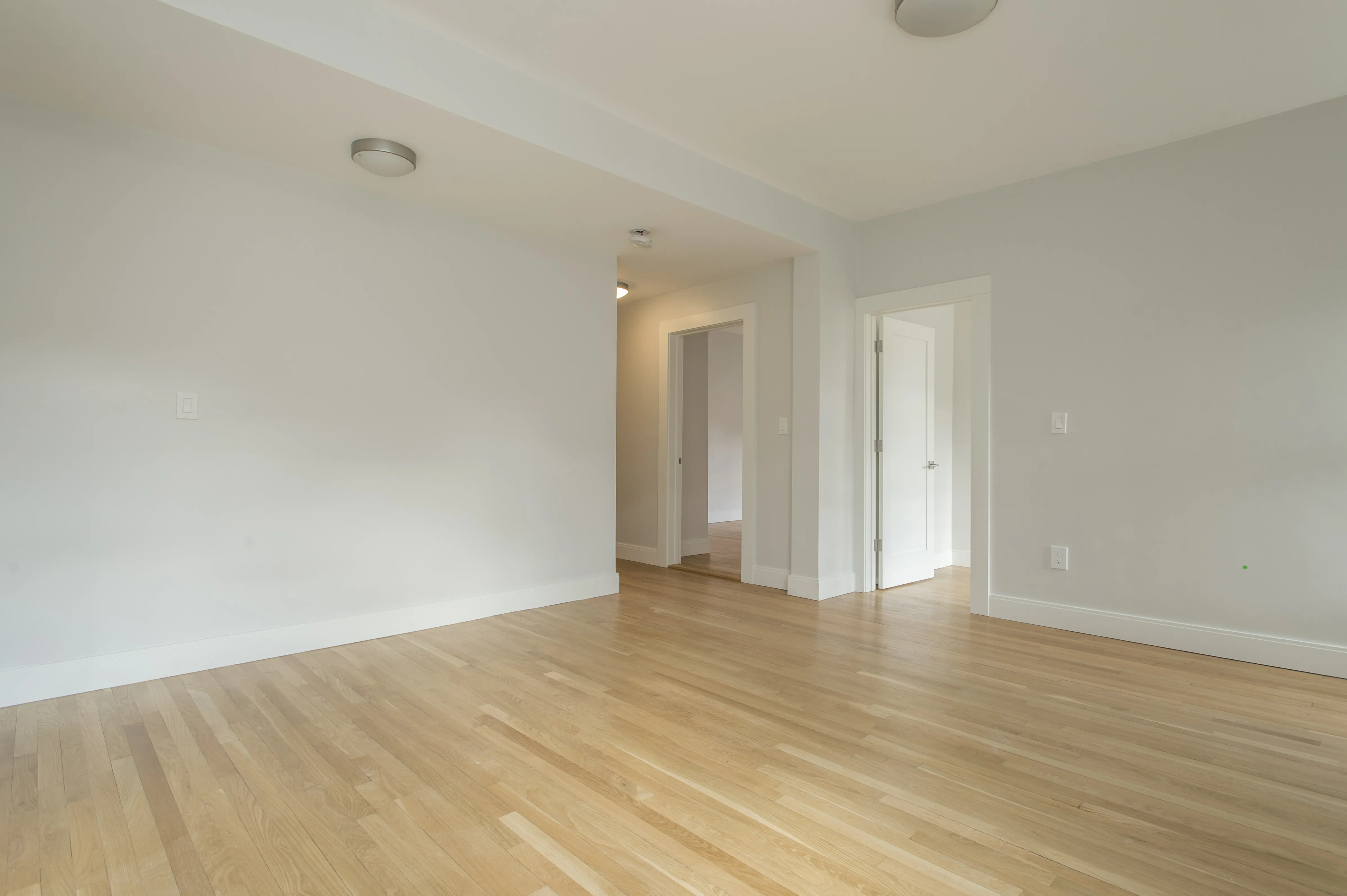 3 bed, 1 bath apartment for rent at 31 South St Unit 7, Brighton — photo 9 of 13