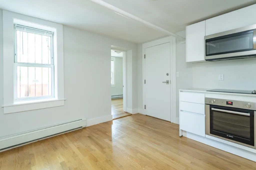 2 bed, 1 bath apartment for rent at 31 South St Unit B2, Brighton — photo 3 of 11