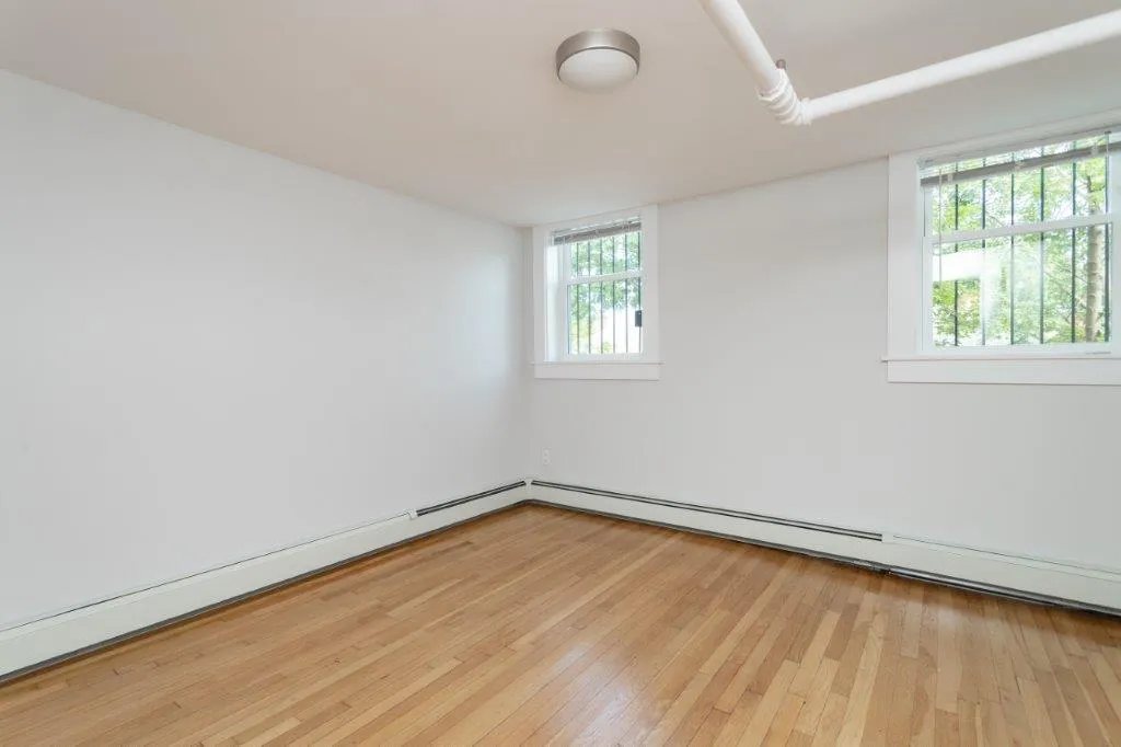 2 bed, 1 bath apartment for rent at 31 South St Unit B2, Brighton — photo 10 of 11