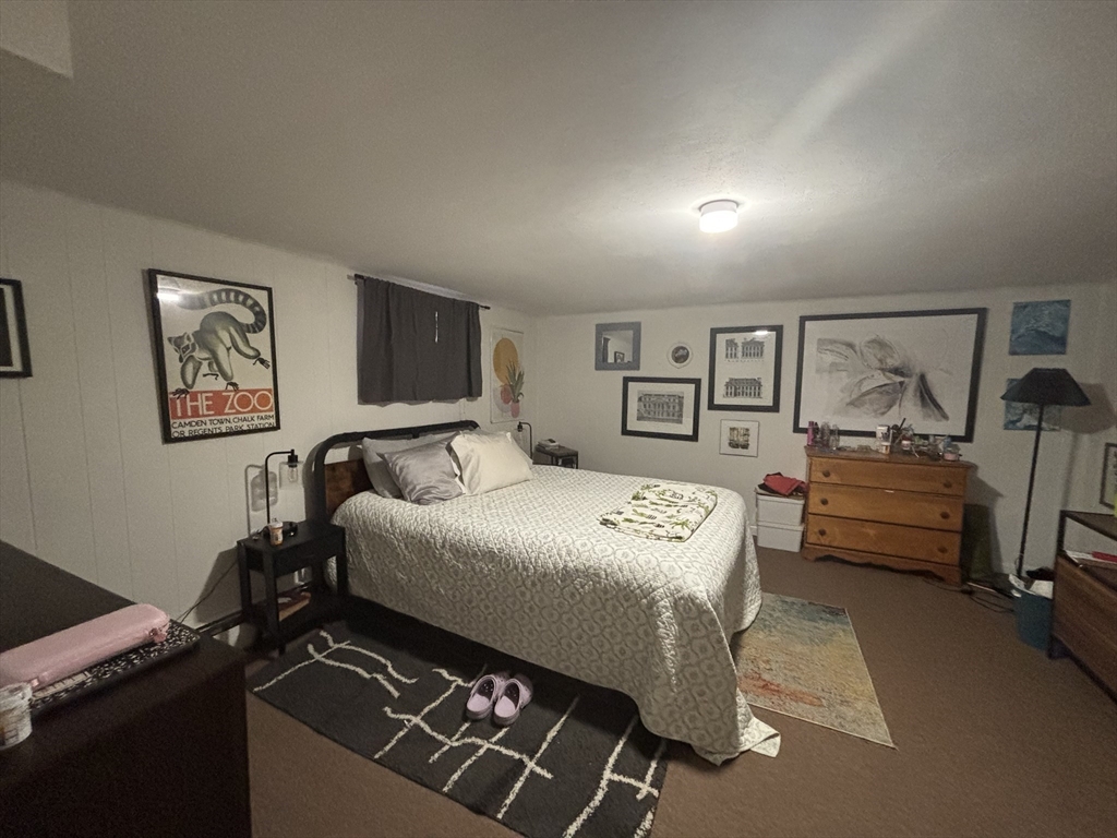 4 bed, 2 bath apartment for rent at 31 Stearns Rd, West Roxbury — photo 13 of 24