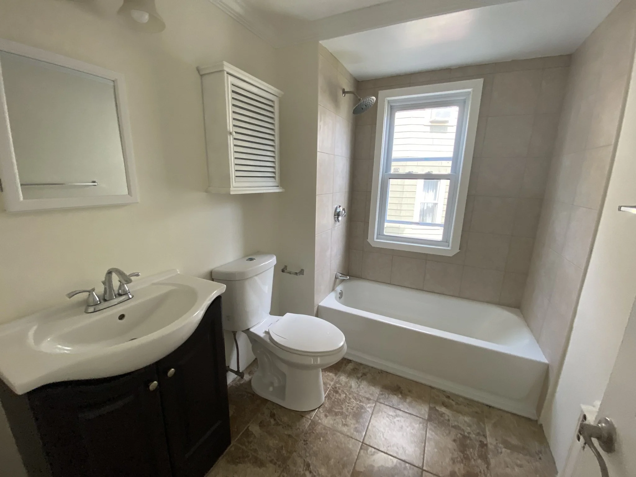 2 bed, 1 bath apartment for rent at 31 Stevenson Ave Unit 1-1, Everett — photo 9 of 9