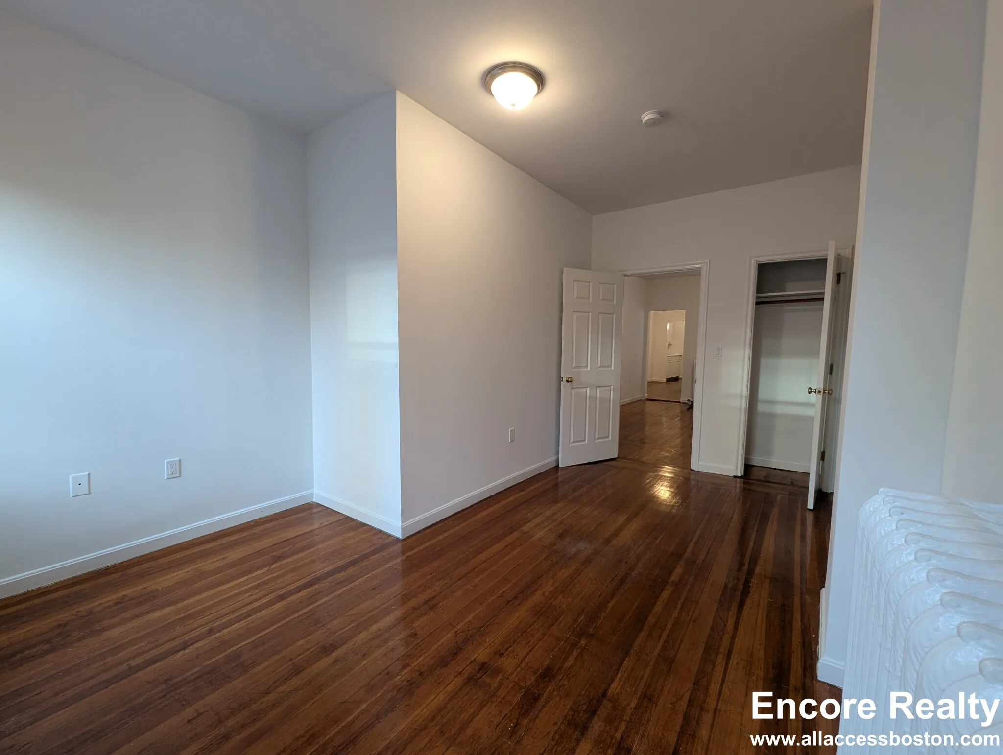 2 bed, 1 bath apartment for rent at 31 Temple St Unit 4F, Beacon Hill — photo 2 of 10