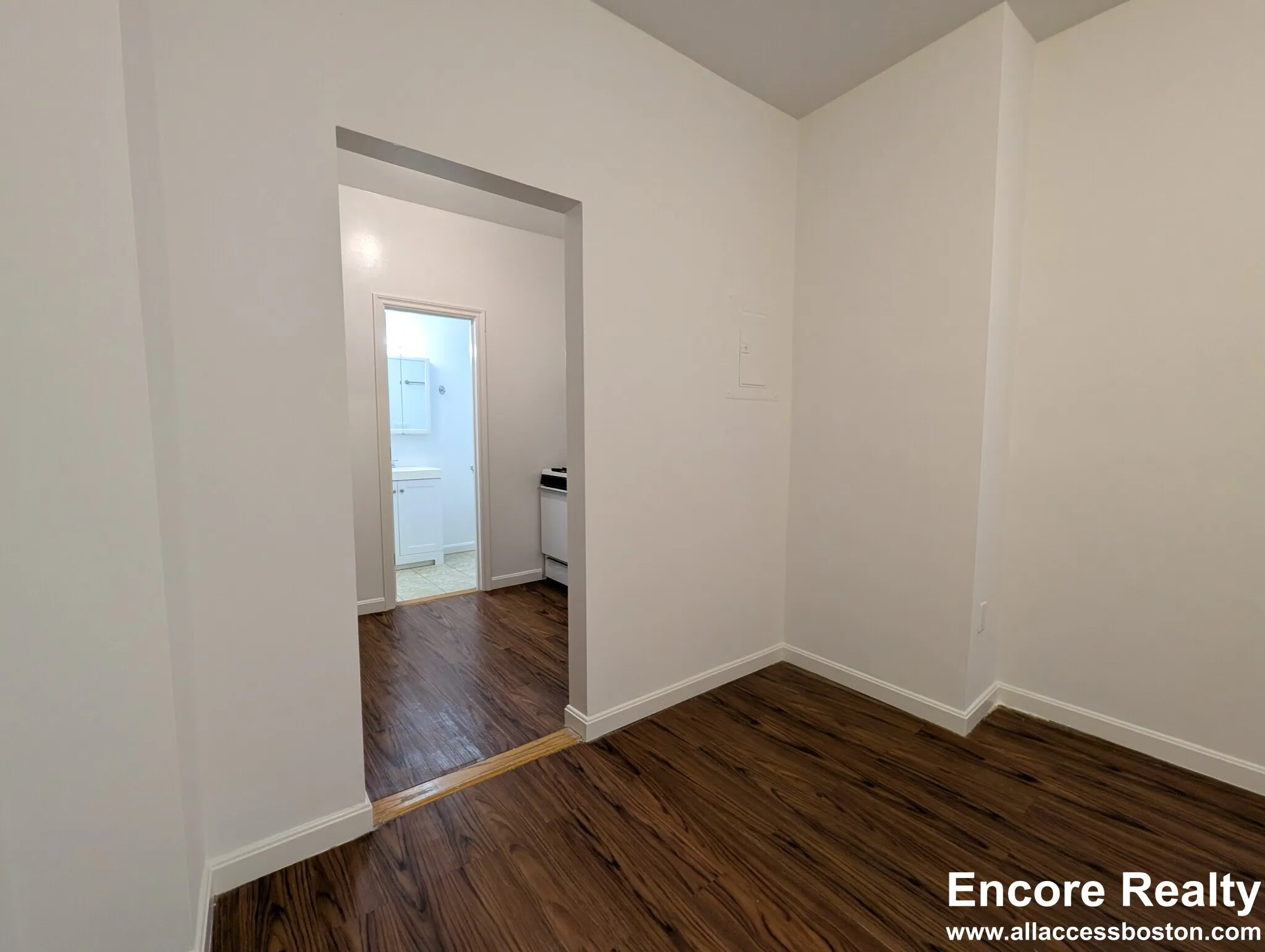 2 bed, 1 bath apartment for rent at 31 Temple St Unit 4F, Beacon Hill — photo 6 of 10