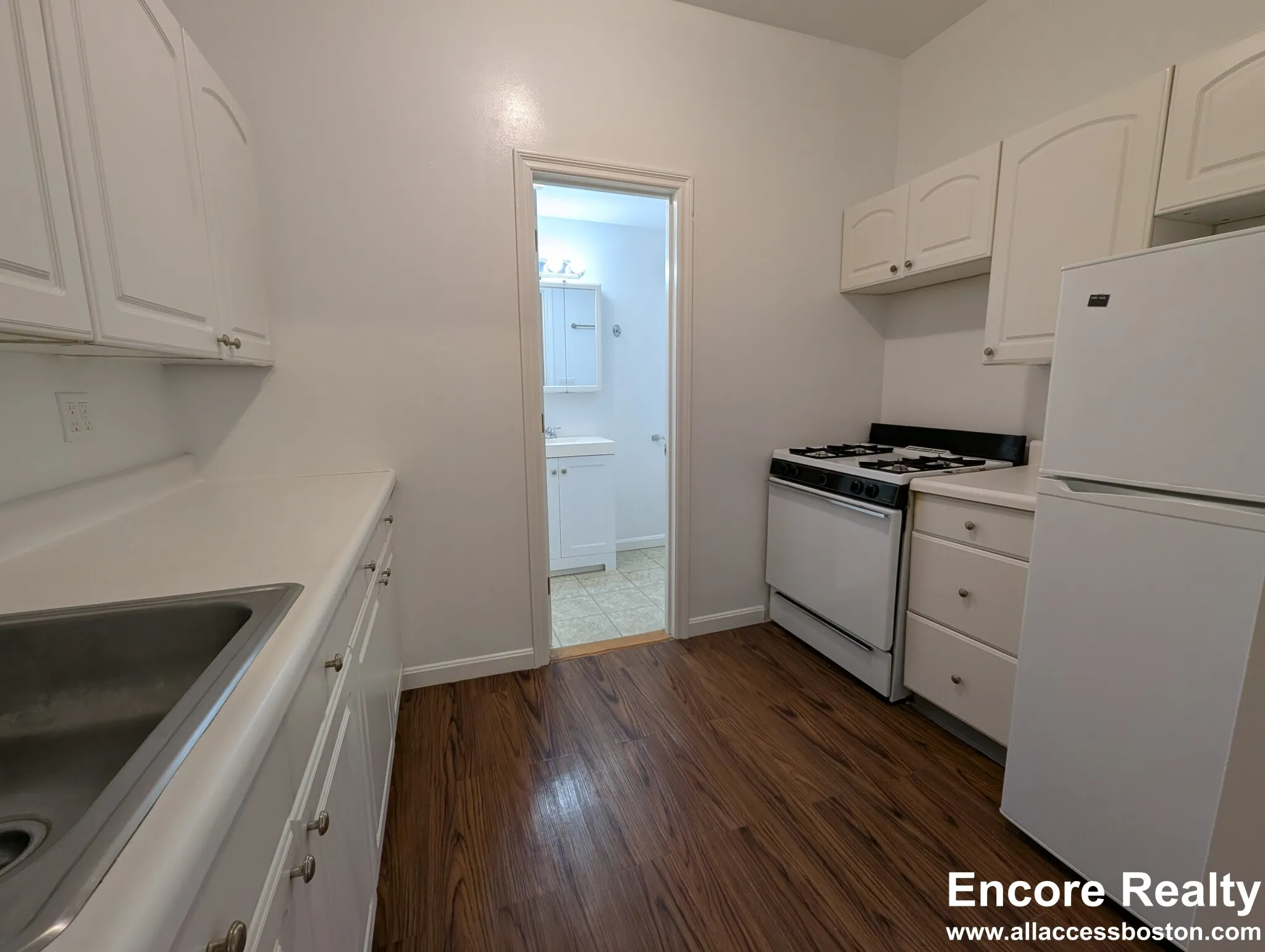 2 bed, 1 bath apartment for rent at 31 Temple St Unit 4F, Beacon Hill