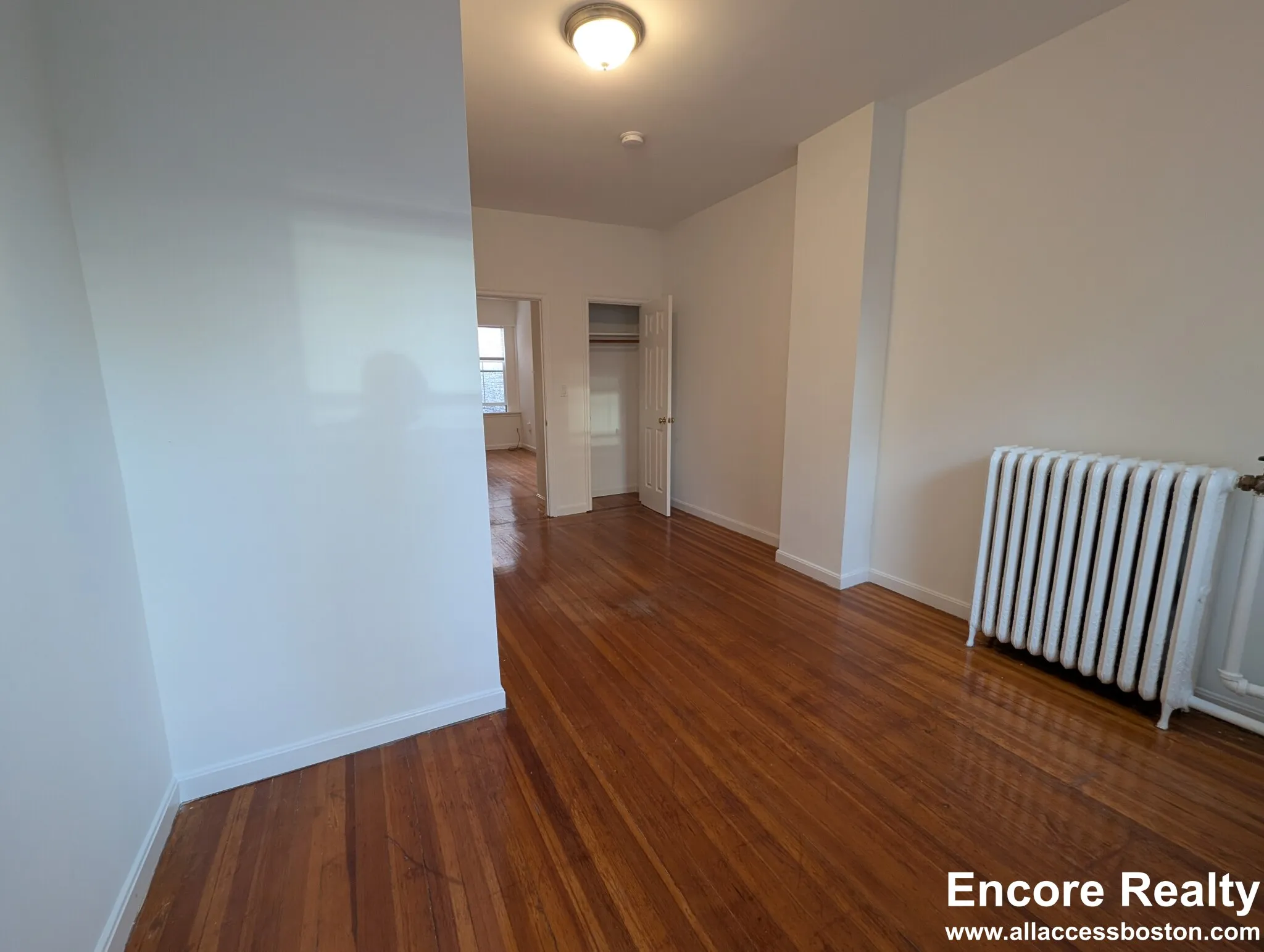2 bed, 1 bath apartment for rent at 31 Temple St Unit 4F, Beacon Hill — photo 5 of 10