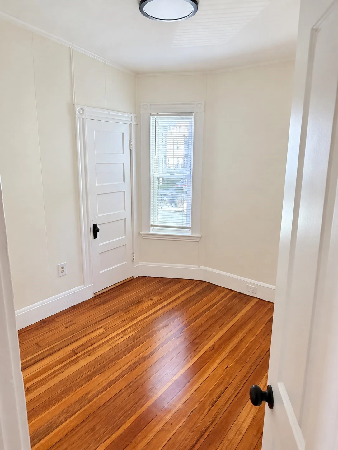 3 bed, 1 bath apartment for rent at 31 Torrey St Unit 1, Dorchester — photo 11 of 11