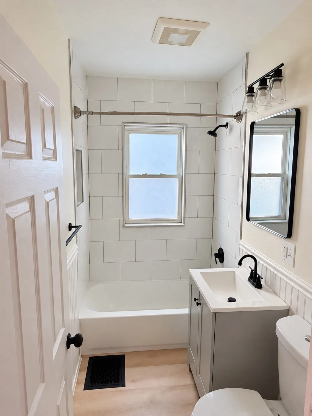 3 bed, 1 bath apartment for rent at 31 Torrey St Unit 1, Dorchester — photo 8 of 11