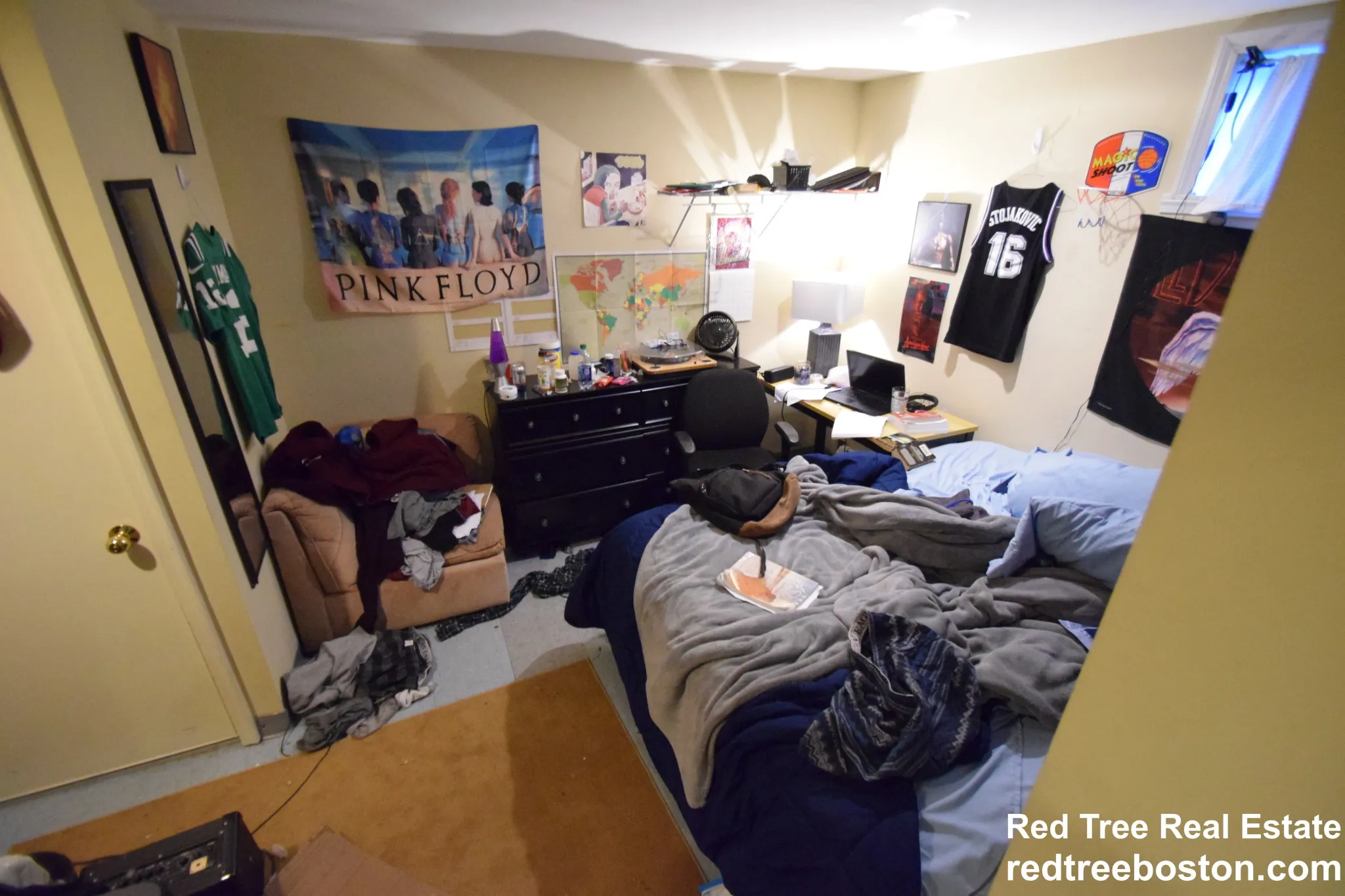 4 bed, 2 bath apartment for rent at 31 Wade St Unit Left, Brighton — photo 7 of 13