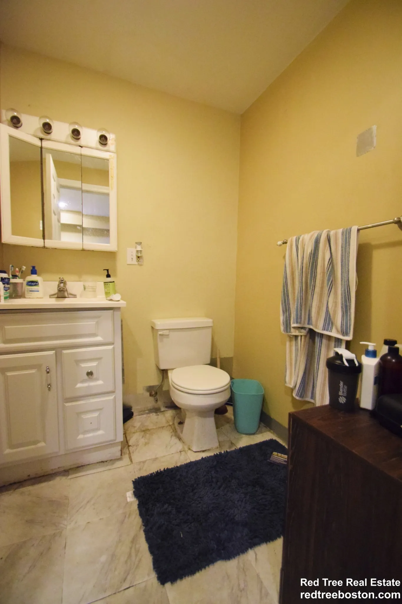 4 bed, 2 bath apartment for rent at 31 Wade St Unit Left, Brighton — photo 9 of 13