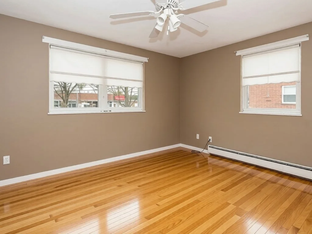 2 bed, 1 bath apartment for rent at 31 Warren St Unit 0-0, Waltham — photo 3 of 13