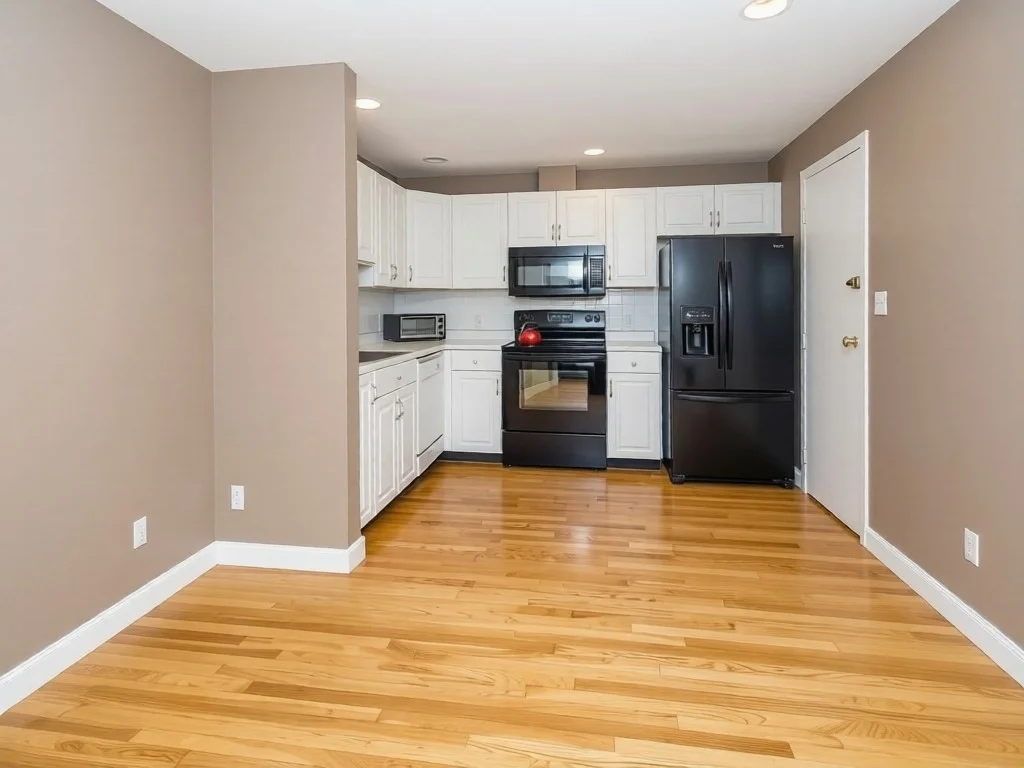 2 bed, 1 bath apartment for rent at 31 Warren St Unit 0-0, Waltham — photo 11 of 13