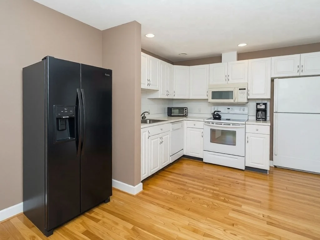 2 bed, 1 bath apartment for rent at 31 Warren St Unit 0-0, Waltham — photo 12 of 13