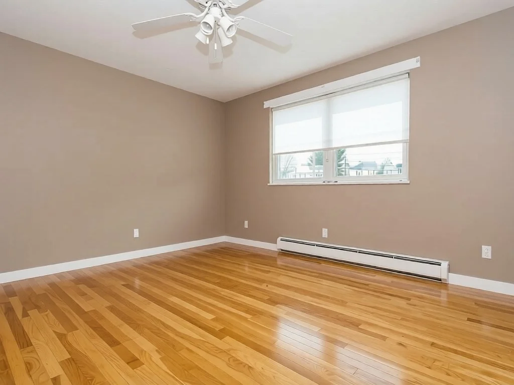 2 bed, 1 bath apartment for rent at 31 Warren St Unit 0-0, Waltham — photo 4 of 13