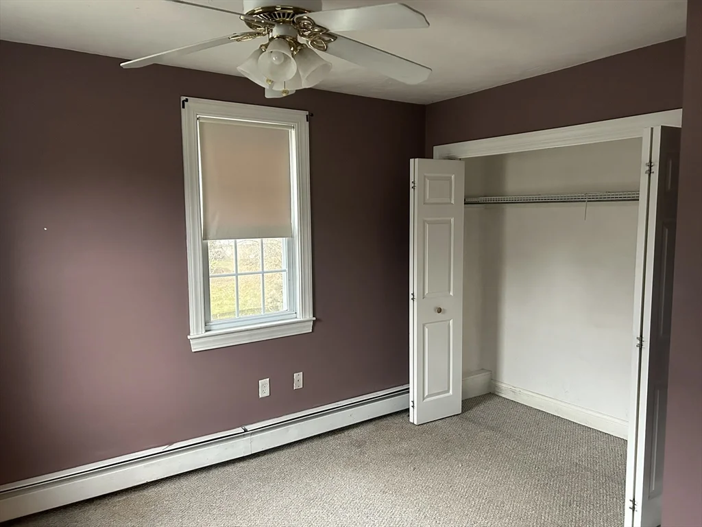 3 bed, 1 bath apartment for rent at 31 Wellington St Unit 1, Medway — photo 12 of 17