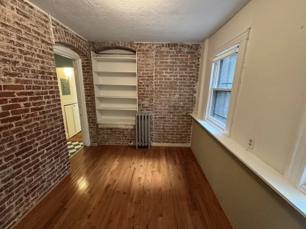 2 bed, 1 bath apartment for rent at 31 Westbourne Ter Unit 2, Corey Hill — photo 13 of 15