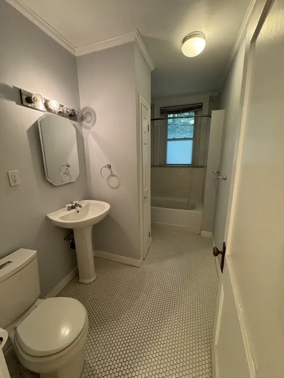 2 bed, 1 bath apartment for rent at 31 Westbourne Ter Unit 2, Corey Hill — photo 14 of 15