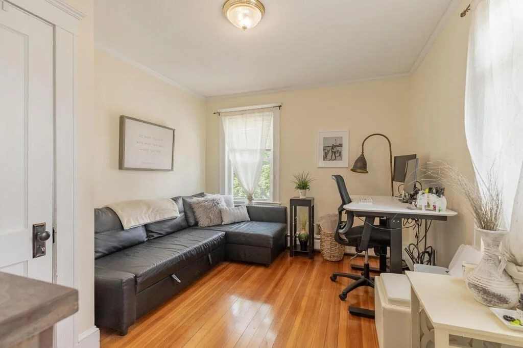 2 bed, 1 bath apartment for rent at 31 Weston St Unit 4, Waltham — photo 9 of 12