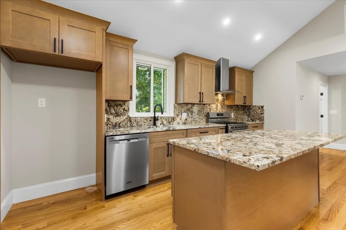 3 bed, 1 bath apartment for rent at 31 Woodale Ave Unit 3, Mattapan — photo 9 of 18