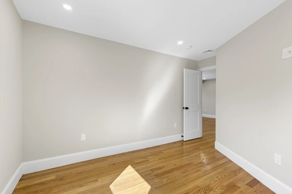 3 bed, 1 bath apartment for rent at 31 Woodale Ave Unit 3, Mattapan — photo 3 of 7